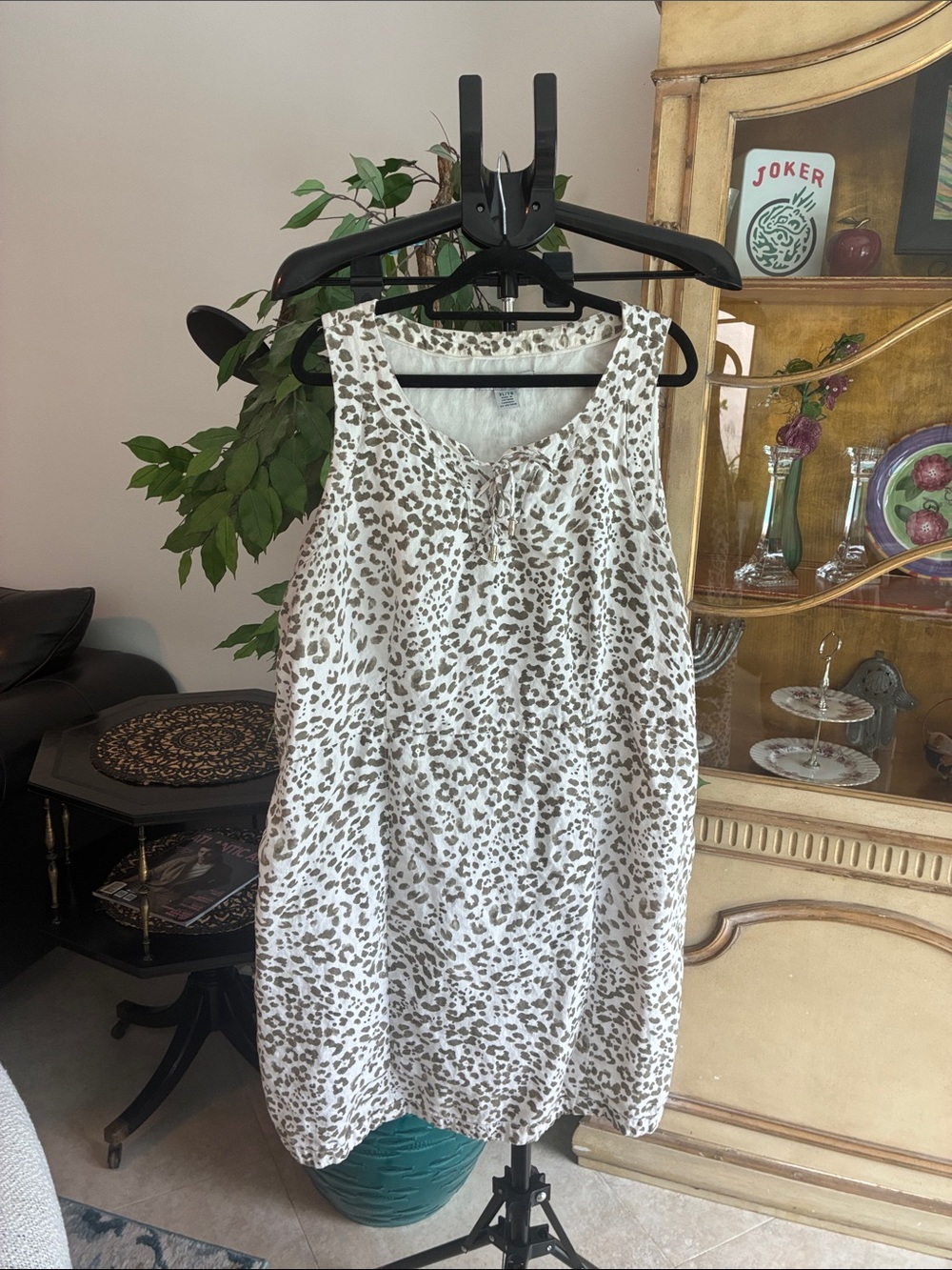 Tommy Bahama Sleeveless Leopard Print Shift Dress - Fully Lined With Pockets